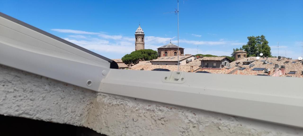 Corte Cavour. Una Mansarda Nel Cuore Della Citta Ravenna Exterior photo